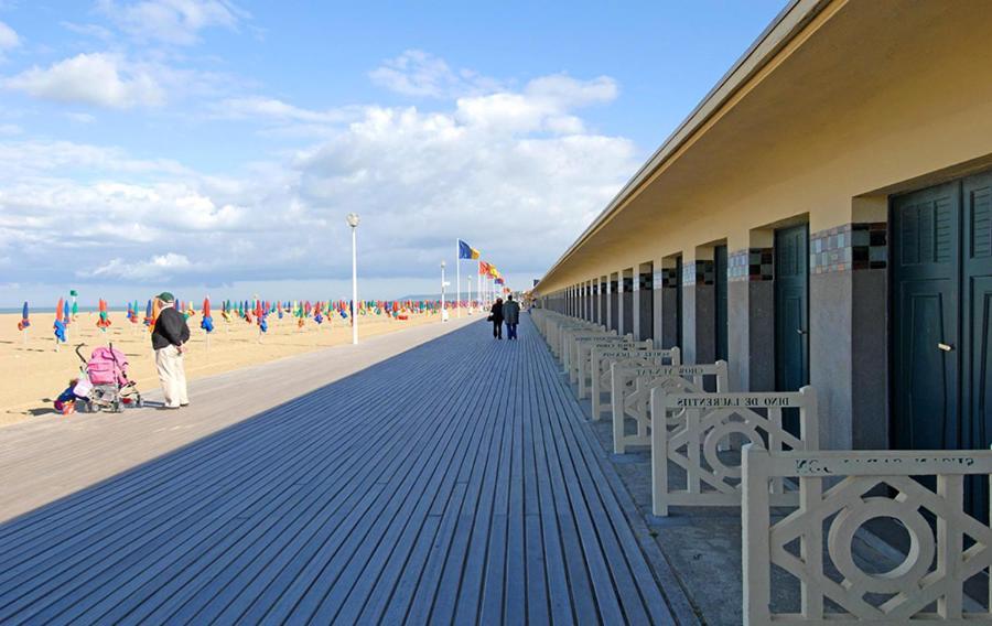 "Magnifique 2 Pieces Deauville" Piscine Et Jardin Exteriör bild