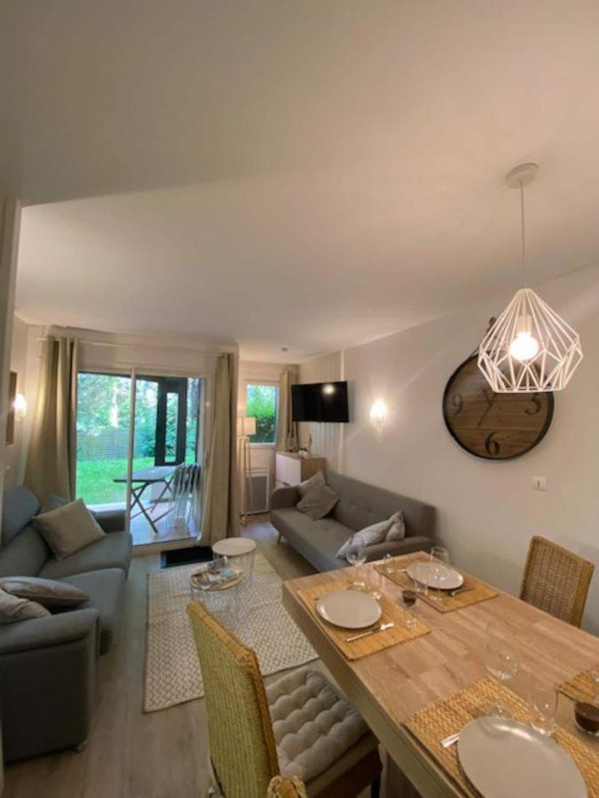 "Magnifique 2 Pieces Deauville" Piscine Et Jardin Exteriör bild